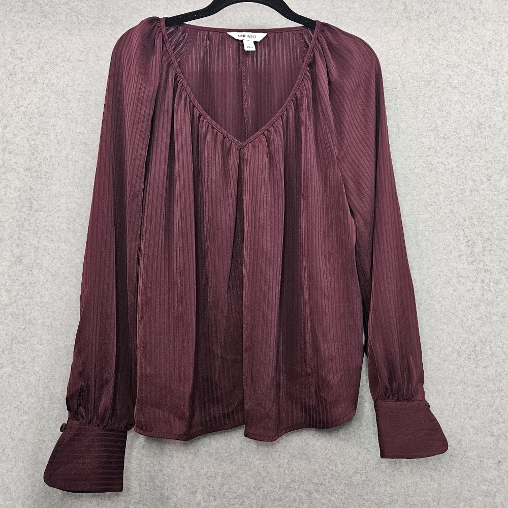 Nine West‎ V-Neck Blouson Top Women's Small Plum Burgundy Shadow Stripe